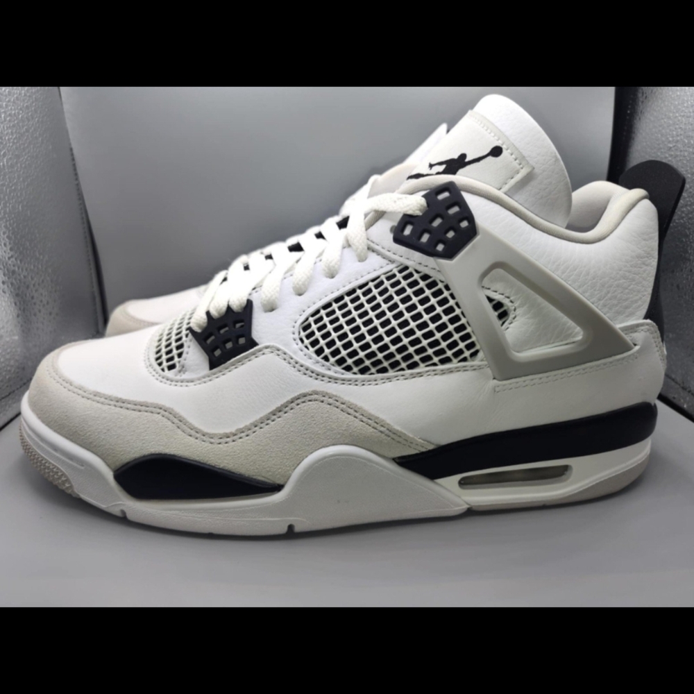 Men's size 10 Jordan 4 Military Black - Picture 5 of 15